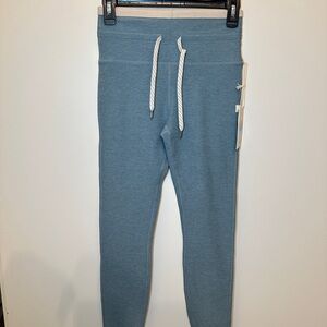 NWT Vuori Vibe Elevation Legging Small Shade Heather